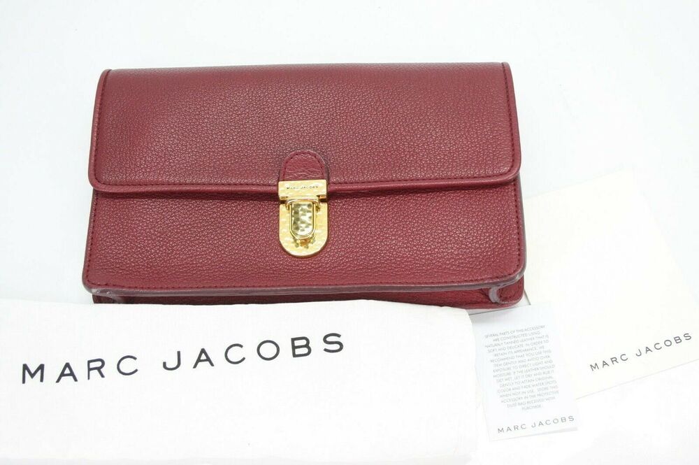 Marc Jacobs Leather Venetia Push Lock Front Clutch Bag  Small Purse